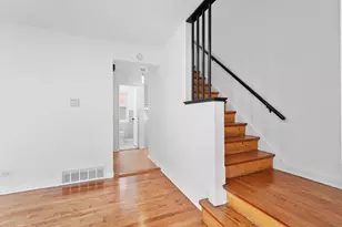 4864 Carol St, Skokie, IL 60077 - Photo 12