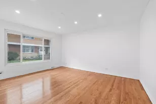 4864 Carol St, Skokie, IL 60077 - Photo 4