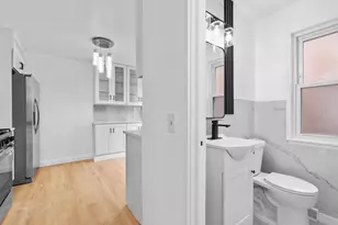 4864 Carol St, Skokie, IL 60077 - Photo 10