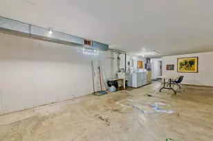 627 N Carroll Pkwy, Glenwood, IL 60425 - Photo 16