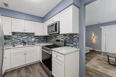 627 N Carroll Parkway #105, Glenwood, IL 60425 - Photo 8