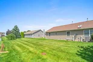345B Warren St, Somonauk, IL 60552 - Photo 26