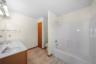 345B Warren St, Somonauk, IL 60552 - Photo 16