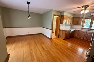 305 N Timothy Ln, McHenry, IL 60050 - Photo 6