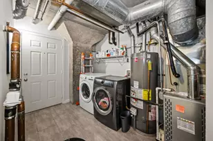 17 N Loomis St, Chicago, IL 60607 - Photo 26