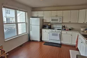 742 River Mill Pkwy, Wheeling, IL 60090 - Photo 8