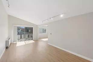 5251 Galitz St, Skokie, IL 60077 - Photo 2