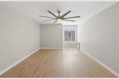 5251 Galitz Street #412, Skokie, IL 60077 - Photo 8