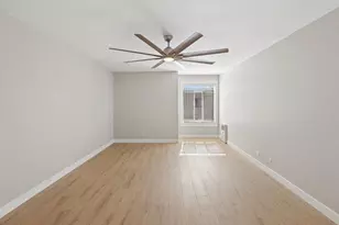 5251 Galitz St, Skokie, IL 60077 - Photo 8