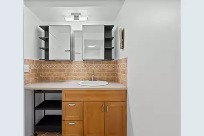 1247 S Harlem Avenue #103, Berwyn, IL 60402 - Photo 10