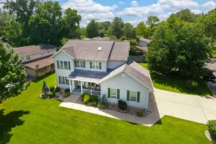 36 Edgewood Ln N, Centralia, IL 62801 - Photo 2