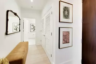 363 E Wacker Dr, Chicago, IL 60601 - Photo 2
