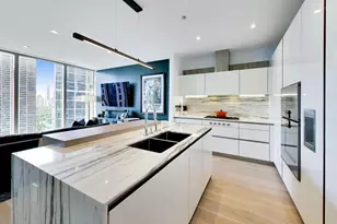 363 E Wacker Dr, Chicago, IL 60601 - Photo 4