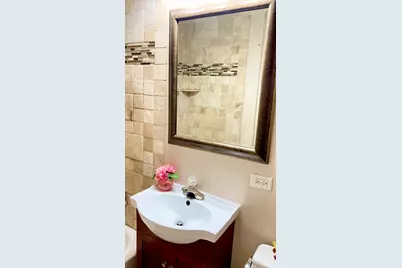 207 Village Road, Hinsdale, IL 60521 - Photo 16