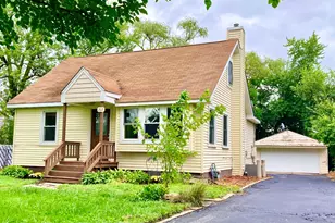 207 Village Rd, Hinsdale, IL 60521 - Photo 2
