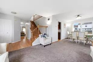 601 Greystone Ln, Bolingbrook, IL 60440 - Photo 8