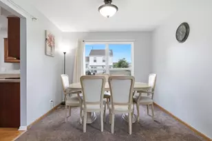601 Greystone Ln, Bolingbrook, IL 60440 - Photo 10