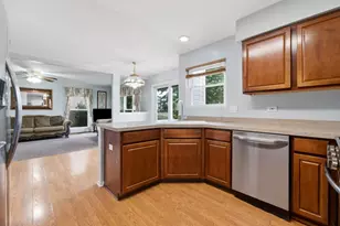 601 Greystone Ln, Bolingbrook, IL 60440 - Photo 26