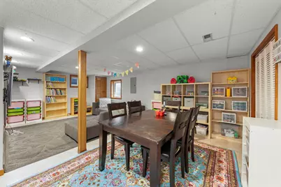 696 Farnham Lane, Wheaton, IL 60189 - Photo 20
