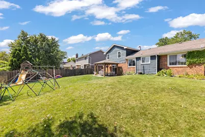 696 Farnham Lane, Wheaton, IL 60189 - Photo 24