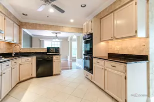 2207 Seaver Ln, Hoffman Estates, IL 60169 - Photo 14