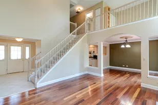 2207 Seaver Ln, Hoffman Estates, IL 60169 - Photo 6