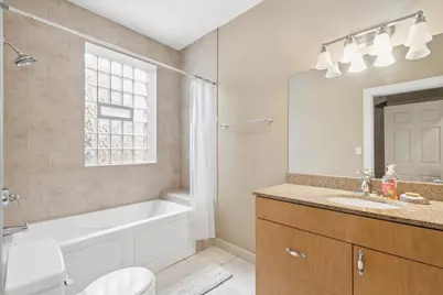 4220 S Champlain Avenue #3S, Chicago, IL 60653 - Photo 14
