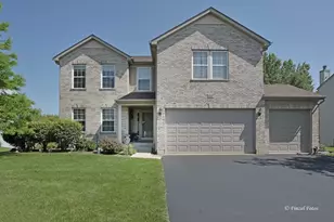 232 Johnson St, Hampshire, IL 60140 - Photo 1