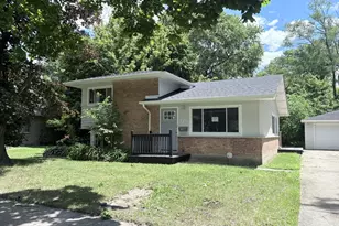 175 Westwood Dr, Park Forest, IL 60466 - Photo 1