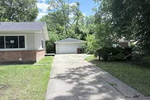 175 Westwood Dr, Park Forest, IL 60466 - Photo 2