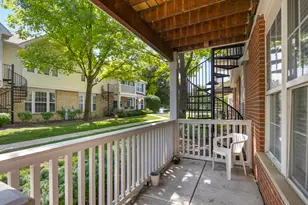 1151 Georgetown Way, Vernon Hills, IL 60061 - Photo 4