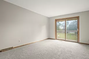 4685 High Point Dr, Rockford, IL 61114 - Photo 18