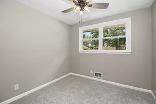 1256 Marla Terrace, Bradley, IL 60915 - Photo 18