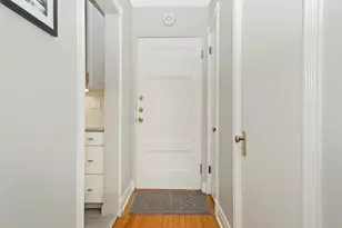 70 E Scott St, Chicago, IL 60610 - Photo 10