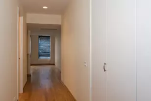 260 E Chestnut St, Chicago, IL 60611 - Photo 2