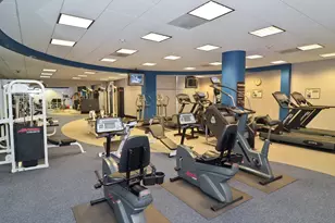 260 E Chestnut St, Chicago, IL 60611 - Photo 14