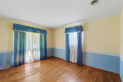 414 S Seymour Street, Oakwood, IL 61858 - Photo 14