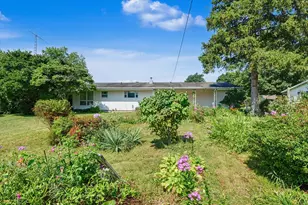 414 S Seymour St, Oakwood, IL 61858 - Photo 22