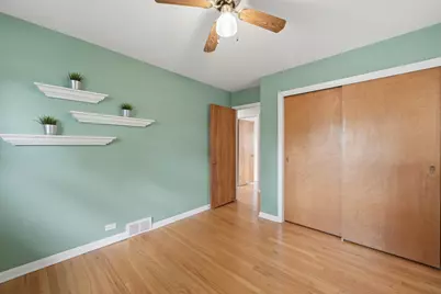 742 E Baldwin Road, Palatine, IL 60074 - Photo 14