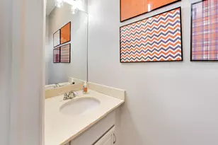 5210 S King Dr, Chicago, IL 60615 - Photo 14