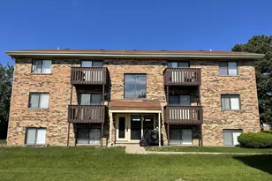 535 Brookside Dr, Westmont, IL 60559 - Photo 8