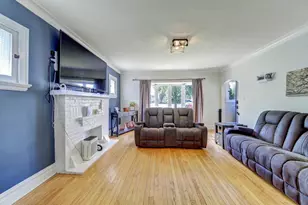 655 Albert St, Elmhurst, IL 60126 - Photo 4