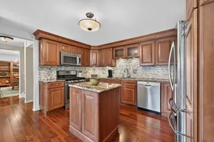 87 Whittington Course, Saint Charles, IL 60174 - Photo 14