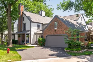 87 Whittington Course, Saint Charles, IL 60174 - Photo 1