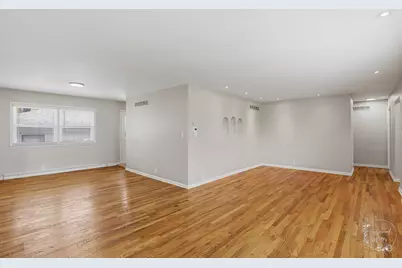 410 S Chicago Street, Rossville, IL 60963 - Photo 6