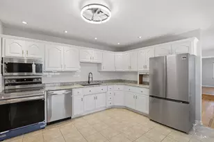 410 S Chicago St, Rossville, IL 60963 - Photo 8