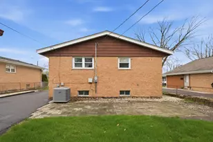 14325 Tripp Ave, Midlothian, IL 60445 - Photo 20