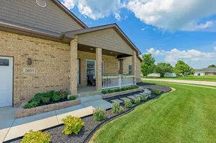 2035 Brook Stone Dr, Bourbonnais, IL 60914 - Photo 2