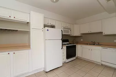 [Address not provided], Addison, IL 60101 - Photo 8