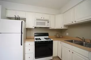 [Address not provided], Addison, IL 60101 - Photo 10